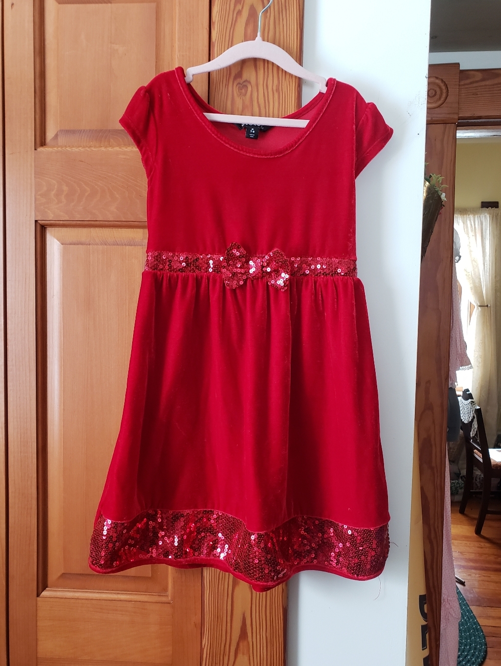 Girls George Red Sequin Velvet Short Sleeve Party Dress M 7/8